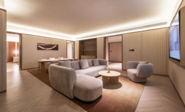 Crystal Orange Hangzhou Tonglu Station Hotel