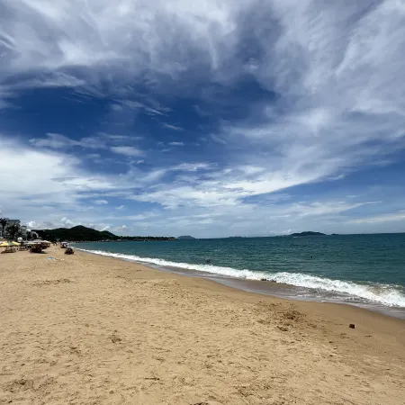 Sanya Xingye sea view design B & B