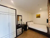 โรงแรมไรซิ่งดรากอนเอสเตท โรงแรมในฮานอย