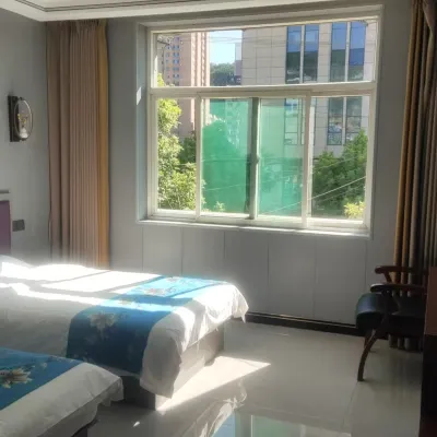 芙蓉鎮快捷民宿 杏林大藥房中鋼店附近的飯店