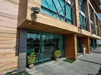 Holatel Hotel Phitsanulok Hotels near Nang Phaya Temple (Wat Nang Phaya)
