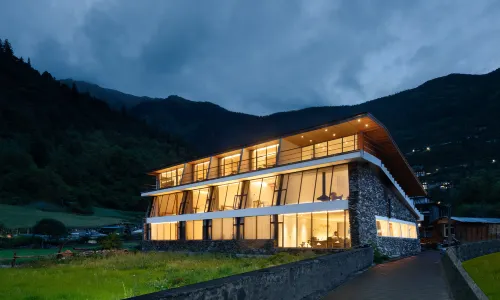 Yushan YUSA Yubeng Snow View Hotel