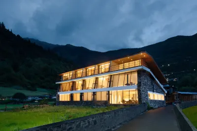 于山YUSA雨崩雪景飯店 下雨崩附近的飯店