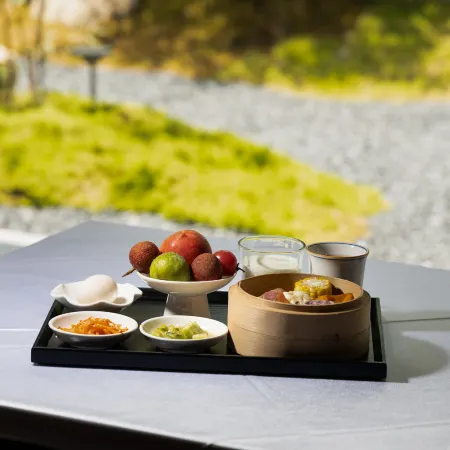 Hailuogou Yunman Warm Resort Hotel
