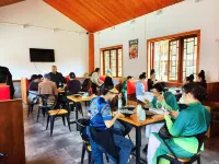 Guiding Tianxia Liangcang Homestay (Jinhai Xueshan) - พร้อมอาหารเช้า