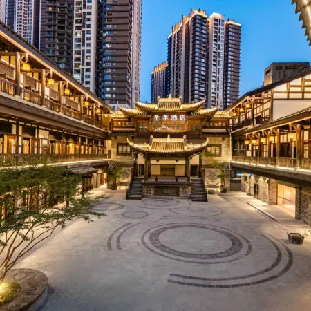 JI Hotel (Chongqing Nanbin Road Danzishi Old Street) Отели рядом с достопримечательностью «Чан Цзявэй Покупательский парк»