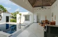 The Seminyak Suites Private Villas Hotel in zona Kori Bali Spa