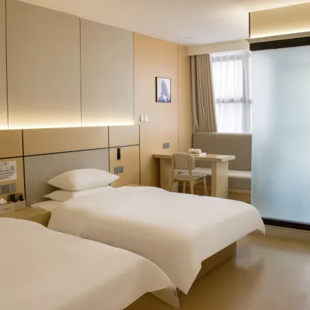 Shiji Hotel