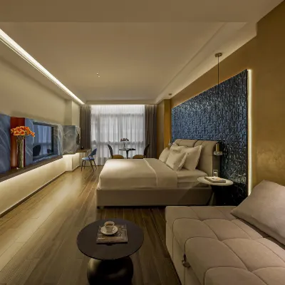 Cubicity Hoang Dieu Hoteles cerca de Puente Tan Thuan