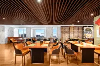 Xueli Hotel (Harbin West High-speed Railway Station Wanda Plaza)