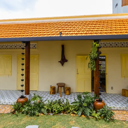 Quan Tro Thanh Xuan Homestay