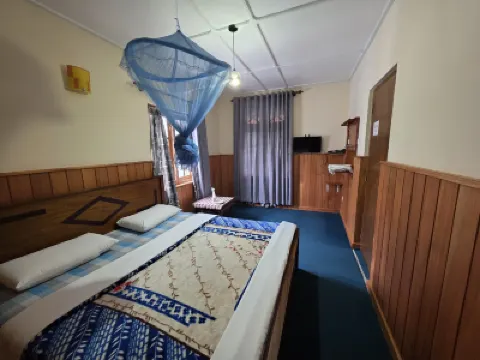 Carnation rest Hotels near Post Office Nuwara Eliya