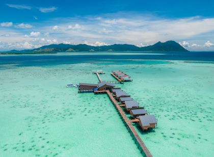 仙本那樂樂棒水屋度假村