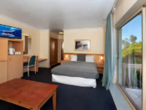 El Lago Waters Hotel Hotels in Wyong