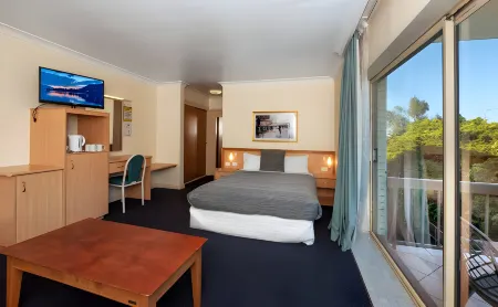 El Lago Waters Hotel Отели в г. Таггеравонг