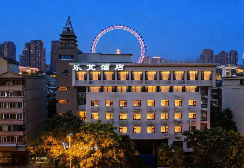 hotel overview picture