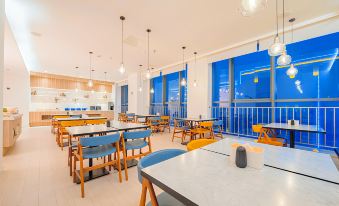 HanTing Premium Hotel (Xi'an Western Avenue Industrial Park)