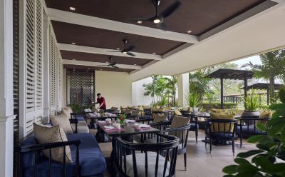 レストラン シャングリ・ラ ラサリアリゾート＆スパ コタキナバルの写真