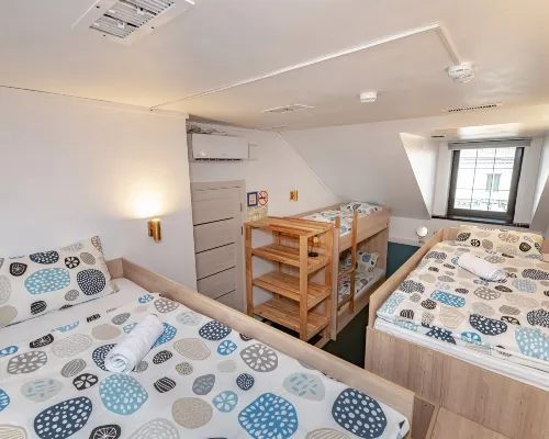 Oblaka Hostel Hotels near Millionka