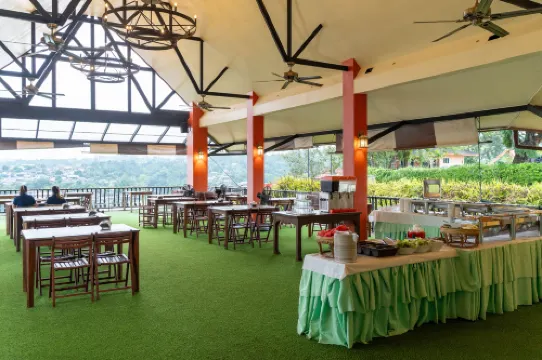 สามประสบ รีสอร์ท ห้องอาหาร Photos