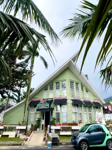 Happy Time Youth's Party Resort Hotel