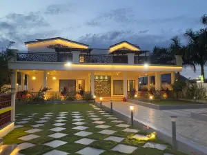 Kurunchimalar Resorts