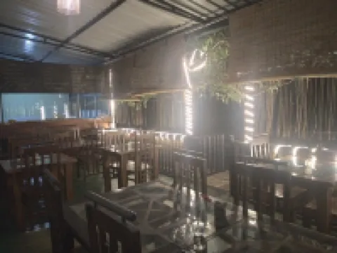 Ella Nature Life Guest and Restaurant エッラのホテル