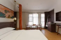 Luoyang Yunlai Hotel (Old Town Center Lijingmen Cross Street)