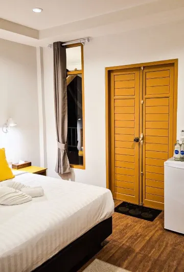 ห้องดีลักซ์มีวิวสวนหย่อม