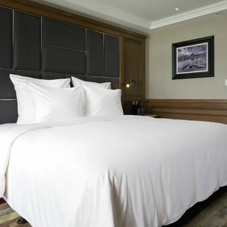 AMBASSADOR SIGNATURE CRUISE-  Lan Ha Bay