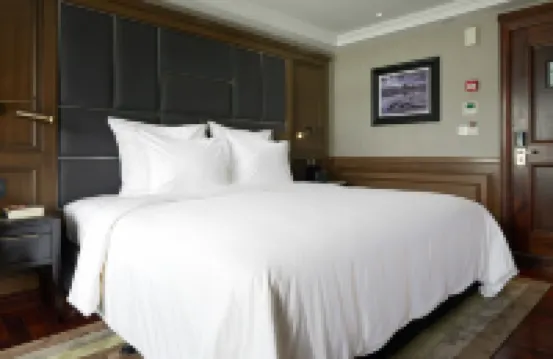 蘭哈灣大使簽名遊輪