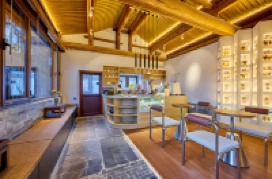 Floral Hotel·Yan Zhen ju quadrangle Hotel (Datong ancient city branch)