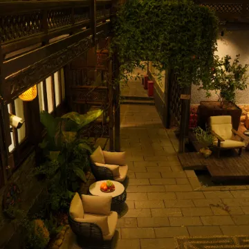 Yangguang lijiang Courtyard