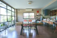 V Tharm Hotel