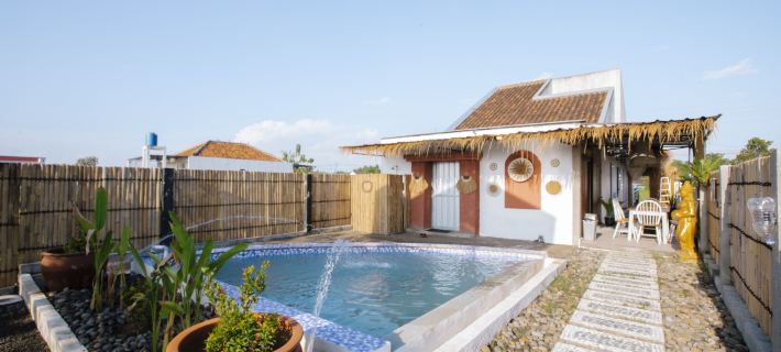 Villa New D'Bamboo by Plesirhatiyogja Hotels in Bantul