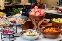 Hilton Garden Inn Ningguo Chengxi Lake - breakfast