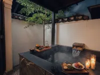 Man Yun Oriental Hidden Luxury · Hidden Luxury Vacation Hotel (Yulong River Branch) - น้ำพุร้อน