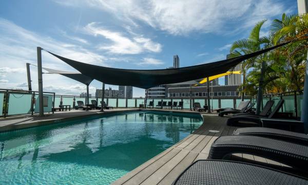 voco Gold Coast by IHG
