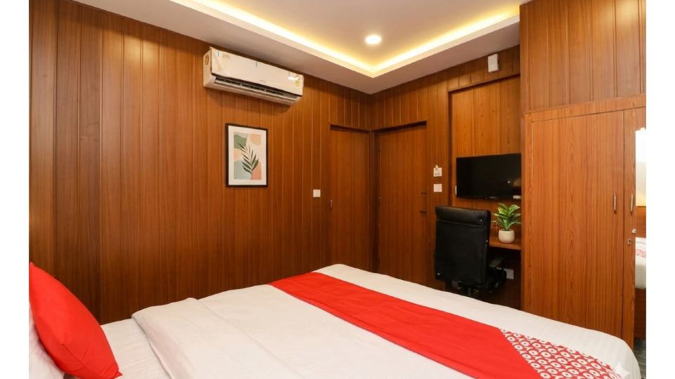 Hotel Meerut International