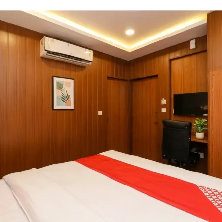 Hotel Meerut International