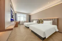 Starway Hotel (Urumqi Zhongyinggong Subway Station Medical University)