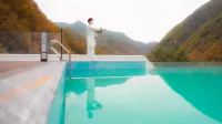 Blossom Land Zhongnan Mountain Villge - Pools