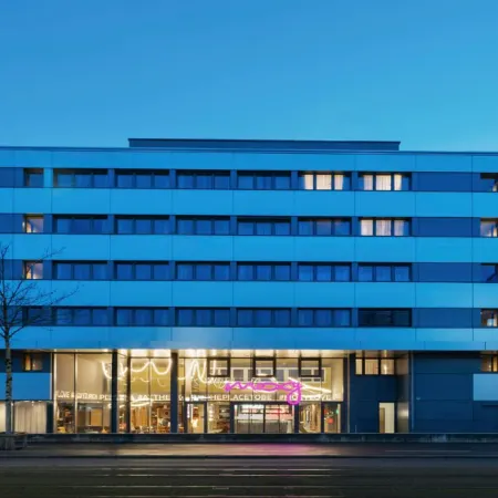 Moxy Zurich Отели рядом с достопримечательностью «Ауссерзиль»
