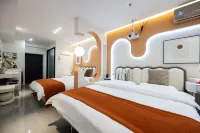 Changchun Yunyi Light Luxury Homestay (Guilin Street Food Street) - Pet friendly