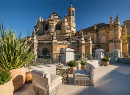 Gran Hotel Claridge Granada - Preferred Hotels & Resorts
