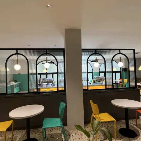 Alexander Hotel Tegal