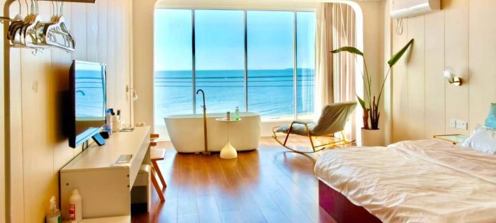 Oriental Erlihai Youth Hostel Hotels in Dongfang