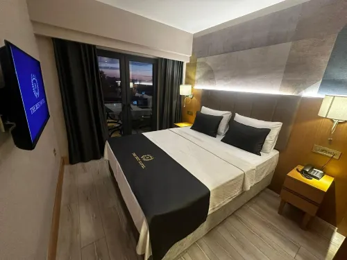 The Best Hotel