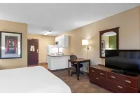 Motel 6 Suites Milwaukee Brookfield, WI - Haustierfreundliche