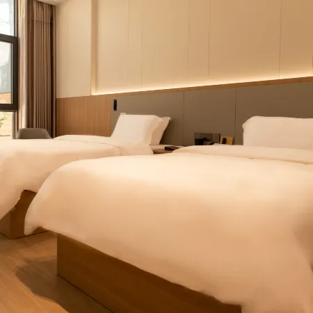 Jiangshan Kanglan Hotel (Shangluo Qinling Jiangshan Scenic Area)